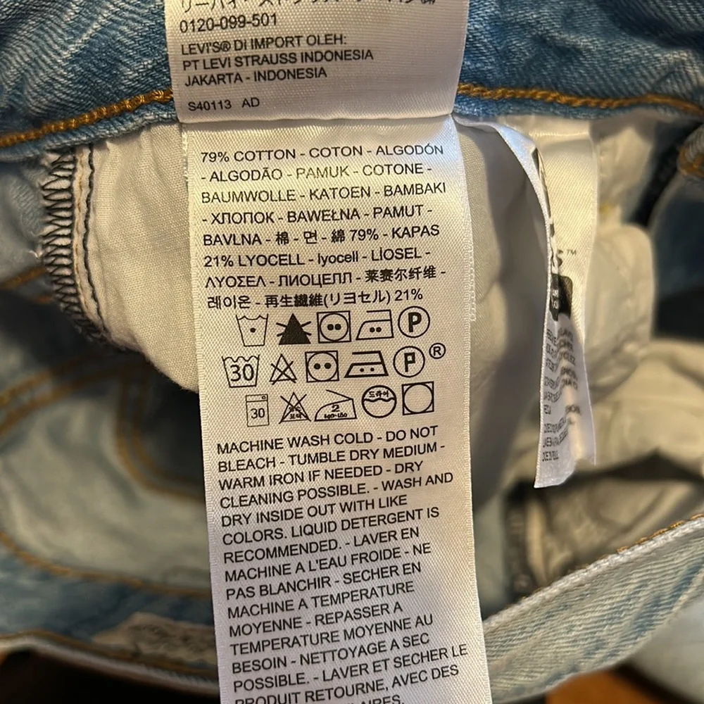 Levis Ribcage Straight Jeans - Picture 8 of 10